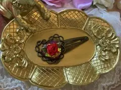 [C10] ハンドメイド　ロリィタ　ハートの女王　赤い薔薇　ぱっちんピンクリップ