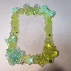 硬質ケース　硬質ケースデコ　ホイップデコ　緑色　推し活　B8サイズ