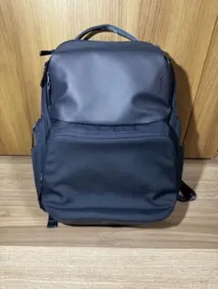 incase 23L A.R.C. Commuter Pack ネイビーのサムネイル