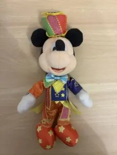 東京ディズニーリゾート40周年記念のミッキーぬいぐるみ