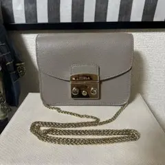 FURLA ショルダーバッグ　METROPOLIS メトロポリス【美品】
