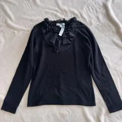 クロスプラス　フリル付き黒長袖ニットソー　ブラック　スーツのインナーに　Ｍ