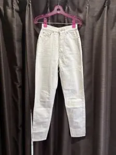 Levi's ハイウエストテーパードデニムのサムネイル