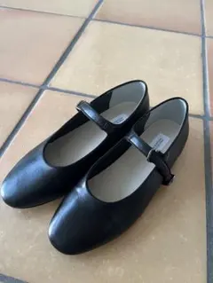 マッキントッシュ フィロソフィー ブラック フラットシューズ