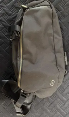 Day Sling ボディバッグ