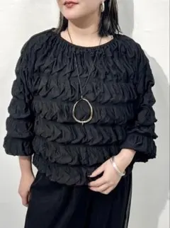ロージー ROSIEE シャーリング　ブラウスのサムネイル