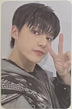 ATEEZ EVERLINE サイン会 対面 ヨントン 特典トレカ ウヨン