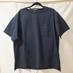 しまむら　スポーツ　黒Tシャツ　スリット　ゆったりのサムネイル