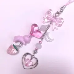 【No.191】ビーズキーホルダー ピンク いちご うさぎ 平成女児 地雷系