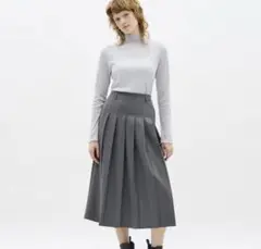GU プリーツAラインミディスカートQ