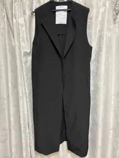 Elura ブラックロングジレ　ベスト　リボン付き