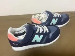 New Balance 373 キッズスニーカー ネイビー/ピンク