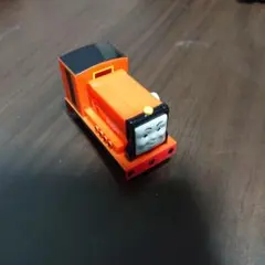 カプセルプラレールきかんしゃトーマス　ラスティ(ゼンマイ車)