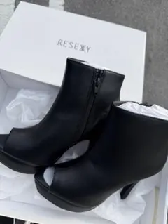 RESEXXY ブーツのサムネイル
