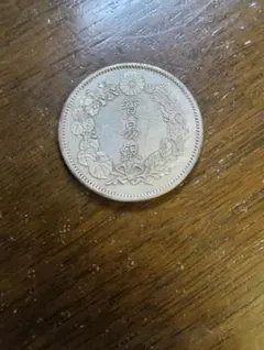 一円銀貨 2枚 小銭 硬貨 明治16年&明治24年 - メルカリ
