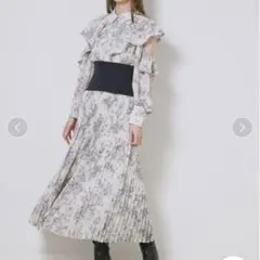 SNIDEL スナイデル ウエストリブシャツワンピース ネイビー 花柄