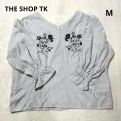 THE SHOP TK ストライプ刺繍Vネックバルーンスリーブシャツ Mサイズのサムネイル