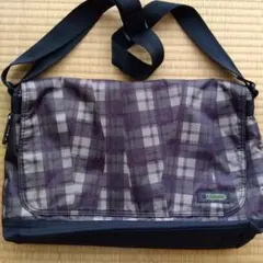 ナイロン ショルダーバッグ