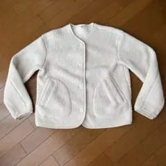 ユニクロ　ホワイトボアジャケット M