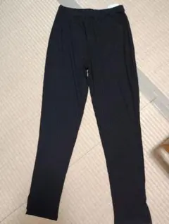 ブラック カジュアルパンツ