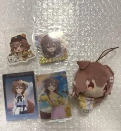 ホロライブ 戌神ころね グッズセット（ぬいぐるみ・カード・シール）