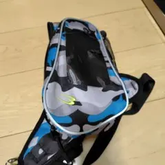 ボディバッグ カモフラ柄 ブルー系