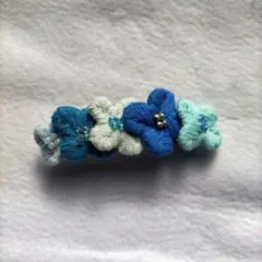 バレッタ　ハンドメイド　刺繍　花バレッタ