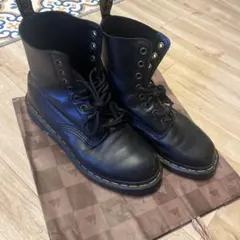 ドクターマーチン8ホール