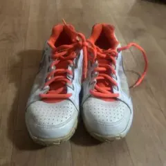 ナイキ　スポーツシューズ