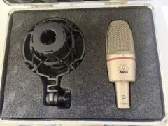 AKG C3000 B コンデンサーマイク 本体 ショックマウント付のサムネイル