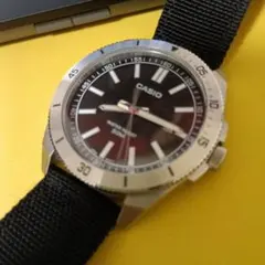 【美品】CASIO クォーツ腕時計 ブラック海外モデル