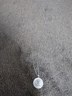 ネックレス(金銀)　ピアス（銀）リング（金）、サングラス