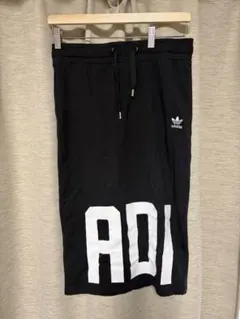 adidas ブラック スカート Lサイズのサムネイル