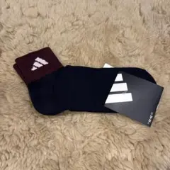 adidasロゴソックス