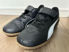 美品　Puma サッカー　フットサルシューズ　キッズ　21cm