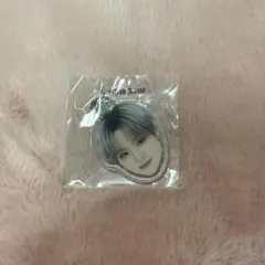 treasure ジフン 顔アクキー reboot