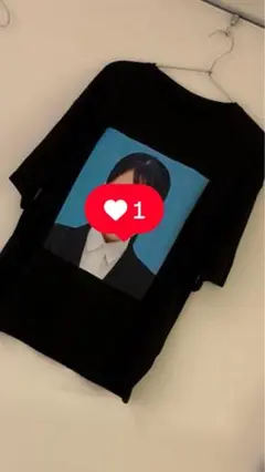 黒 Tシャツ プリントデザイン