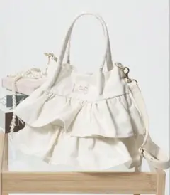 Lee フリルショルダーバッグ ホワイト
