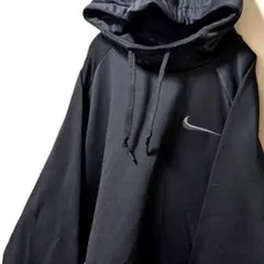 ナイキドライフィット ロゴ刺繍 プルオーバーパーカー ブラック 黒 L 古着