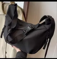超特価^_^ 男女兼用　ブラックショルダーバッグ