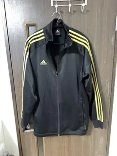 adidasジャージ　黒　金　Lサイズ