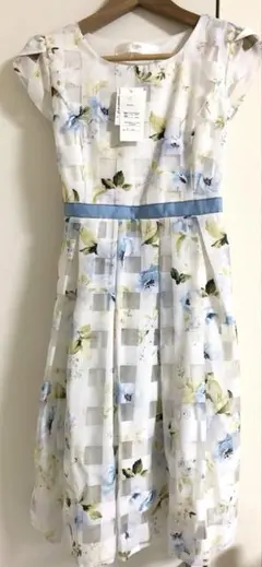 Tocco closet フラワー 花柄 水色 サックス シースルー ワンピース