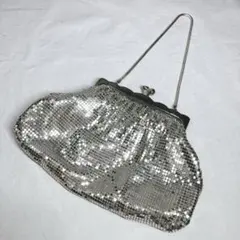 Item thumbnail for item 456c85f5-7ed6-4f5c-95b2-e16f92cd52cd