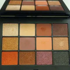 美品NARS EXTREME EFFECTS EYESHADOW PALETTE