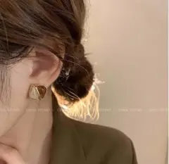 ♥️新商品♥️おしゃれ　ブラウン　ホワイト　レディース　ピアス　ゴールド　四角