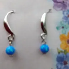 ハンドメイド　京都オパールピアス