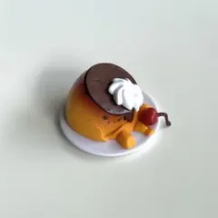 躍動感があるだけのプリン。マスコットフィギュア　ぐちゃんプリン