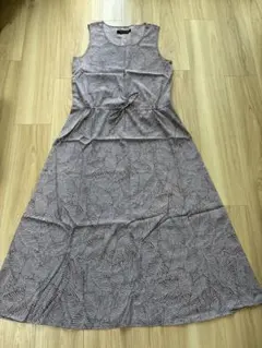 ノースリーブ葉柄ロングワンピース　ユナイテッドアローズのサムネイル