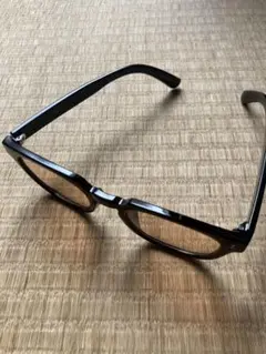 （美品）ジーユー UVカットスクエアウェリントンサングラス オレンジのサムネイル