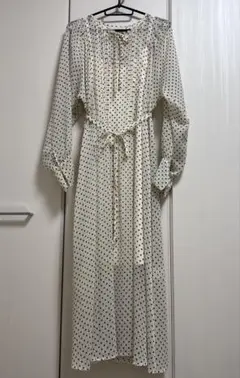 【美品】 COCO DEAL ロングワンピース シフォン 長袖 水玉のサムネイル